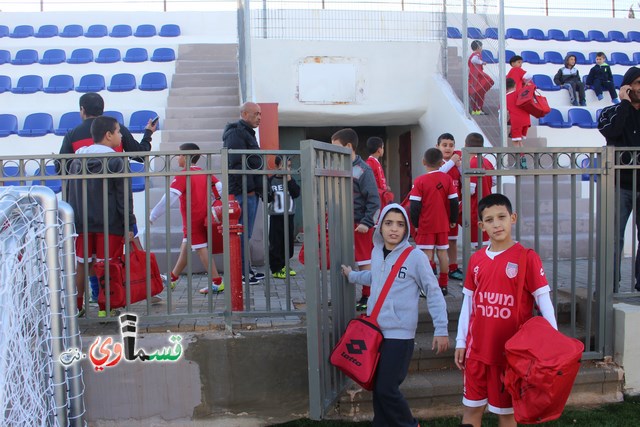 فيديو: قفزوا كالغزلان والفرحة والدموع تغمران شاكرين الرحمن وابو العبد بالحسبان في افتتاح ملعبهم الخضراوان   